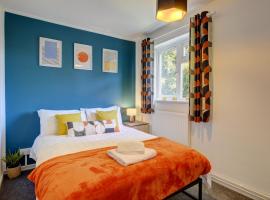 Inspire Homes 2-Bed Sleeps 5 near Leamington & M40, viešbutis mieste Saudamas