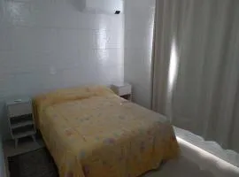 Casa agradável em Camboriú com estacionamento no pátio