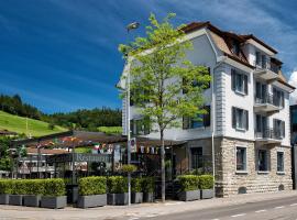Hotel Freihof Swiss Lodge, hotel v destinaci Unterägeri