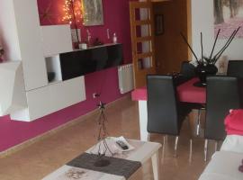 Apartamento LAUMA อพาร์ตเมนต์ในBenalúa de Guadix