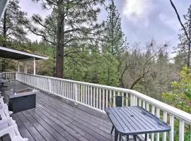 Forest-View Deck and Fire Pits Pine Grove Retreat!