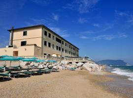 Hotel Brigantino Non Dista, khách sạn ở Porto Recanati