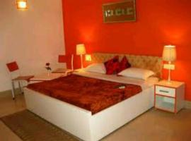 Hotel travel inn, bed & breakfast σε Meerut