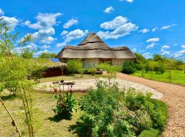 Murchison Falls Bamboo Village, cabin in Murchison Falls National Park