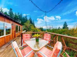 Hummingbird Hideout, holiday home in Port Orford