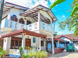 Rashmi HomeStay, hotel v destinaci Balapitiya