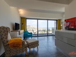 2 Bed Apartment with Distant Sea and Country Views