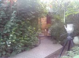 Lovely 3-Bdrm Cottage w Private Patios Pkg Sanyang