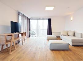Living In Aparthotel, hotel v destinaci Oradea