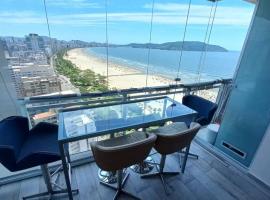 Condomínio de Luxo em Frente à Praia (novinho), spa hotel in Santos