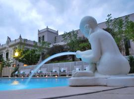 Hotel Balneario Prats, hotel near Girona-Costa Brava Airport - GRO, Caldes de Malavella