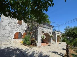 Apartments Insula Insule - rustic & peaceful, appartement in Skrbčići