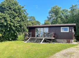 Clamshell Lodge, holiday home in Otter Ferry