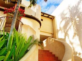 Villa San Michele (Official), hotel en Port Douglas