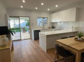 House on Argent Street, vacation home in Broken Hill