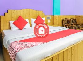 OYO Preferred 24927 Himgiri Resort, hotel v mestu Malther