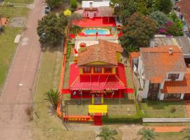 Buda Hostal, hotel em Atlántida