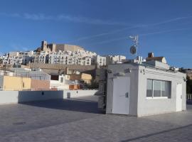 APARTAMENTOS AGUAMARINA, hotel cerca de Castillo de Peñíscola, Peñíscola