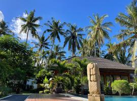 Red island villas, hotel in Banyuwangi