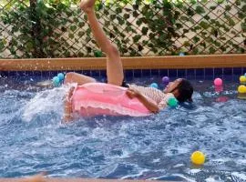 Ponly Pool Villa Huahin 4 Bedroom With BBQ Facilities & Karaoke For 8-25 Pax