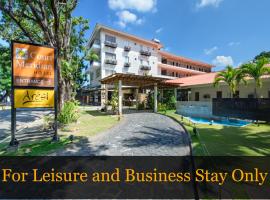 Court Meridian Hotel & Suites, hotel in Olongapo