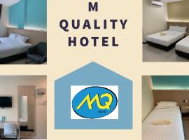 M Quality Hotel: Gua Musang şehrinde bir otel
