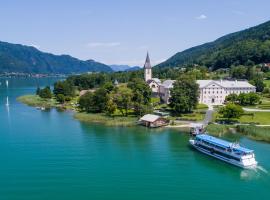 Gasthof Zur Post: Ossiach şehrinde bir otel