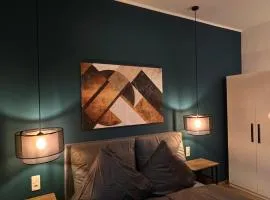 H-85 SUITES - BRIGHT Collection