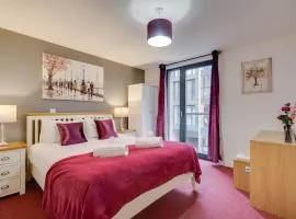 Arcadian City Centre Apartments with Balcony