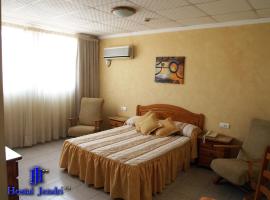 Hotel Jendri, hotel in Almazora