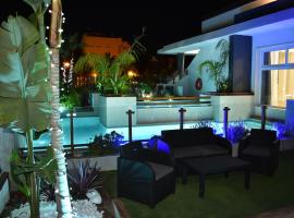 Alaïa Apartamentos, allotjament a la platja a Playa Paraiso