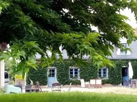 Le clos champêtre, pet-friendly hotel in Longué