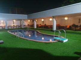 Choice Luxe Lagos, hotel near Murtala Muhammed International Airport - LOS, Ikeja