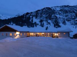 Chalet Schneekristall, hotel v Lechu am Arlberg