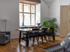 FAJRONT - krásny historický byt v srdci Kremnice, Hotel in Kremnitz