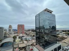 Amplio Departamento - Edificio Tranquilo