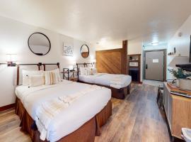 Northstar Village Studio #202, ξενοδοχείο σε Kingswood Estates