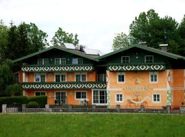 Landhaus Brieger, hotel a Henndorf am Wallersee