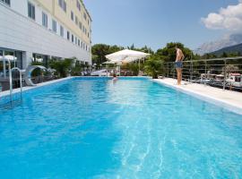 Aparthotel Miramare, hotel in Makarska