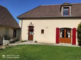 Maison de caractère avec jardin privatif, terrasse, ping-pong – Proche Ferrières et Montargis - FR-1-590-40