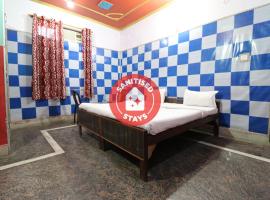 OYO 82207 Hotel Blue Moon, hotel in Meerut