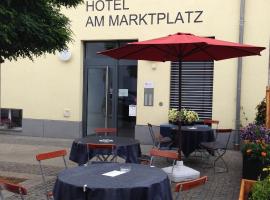 Hotel am Marktplatz: Gangkofen şehrinde bir ucuz otel