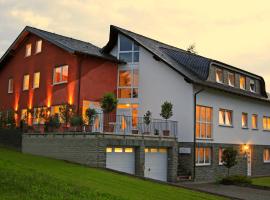 Ferienwohnung VINARIA, Hotel in Kinheim