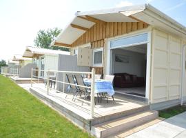 Premium Lake Lodges, hotel with parking in Chichester