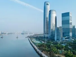 InterContinental Guangzhou Exhibition Center by IHG - Free shuttle between hotel and Exhibition Center during Canton Fair & Exhibitor registration Counter