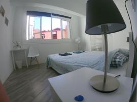 Room with Private Bathroom - Vivienda Vacacional Out of Blue, B&B in Santa Cruz de la Palma