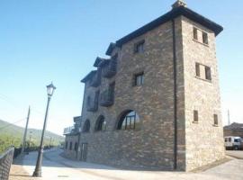 Apartamentos Pirineos Ordesa，El Pueyo de Araguás的便宜飯店