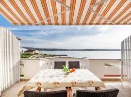 Apartment in Kustici with sea view, balcony, air conditioning, WiFi 3589-4