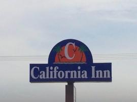 California Inn Hotel and Suites Adelanto US 395، فندق مع موقف سيارات في Adelanto