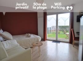 La Patoune - Jardin - 50m de la plage - Wifi - Parking, hotel in Courseulles-sur-Mer